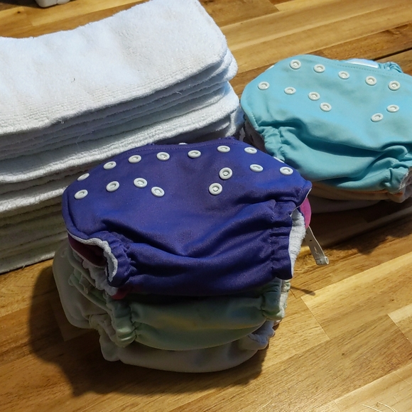 FuzziBunz Cloth Diaper System - Picture 8 of 10
